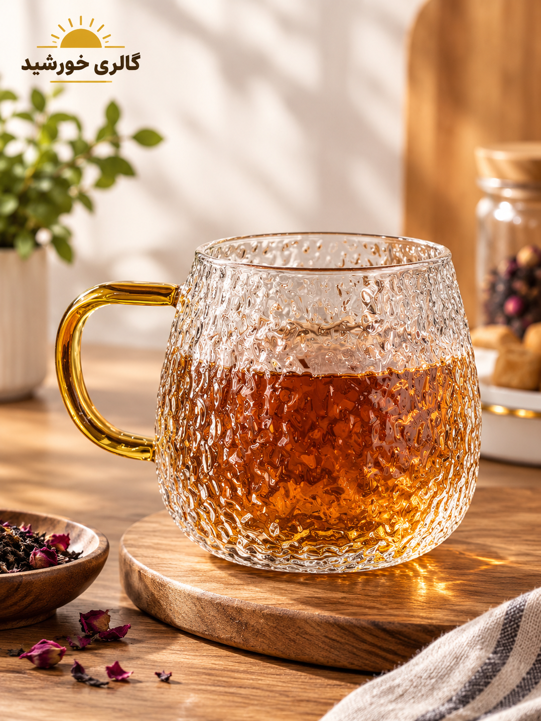 ماگ پیرکس برفی دسته طلایی