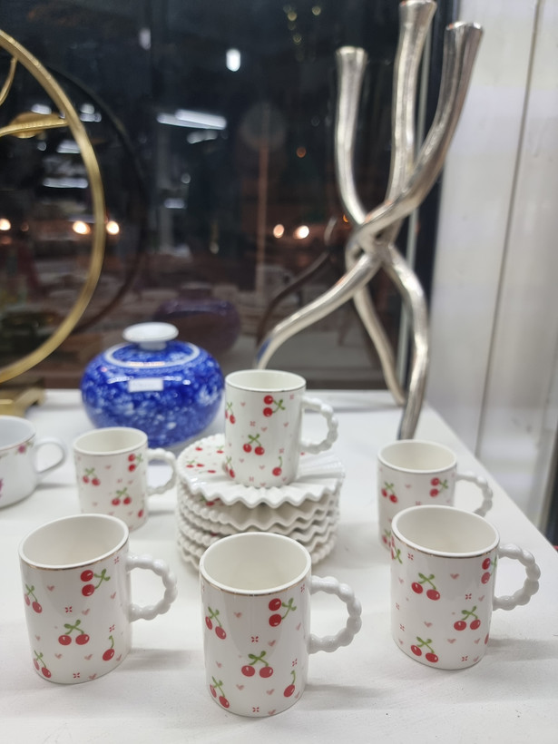 ست قهوه خوری وارداتی طرح آلبالو